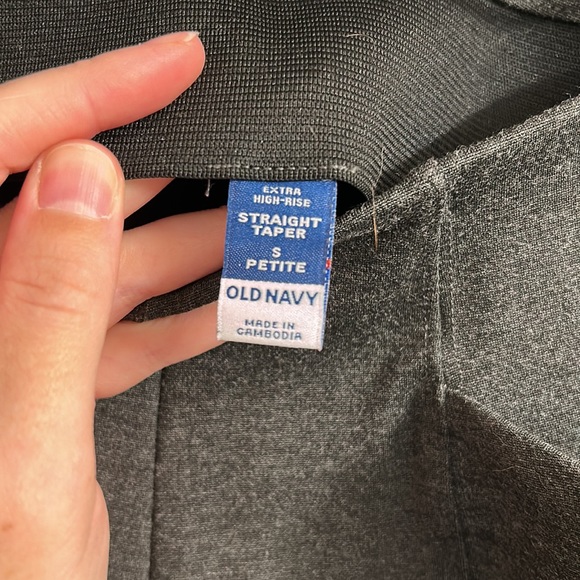 NWOT Old Navy extra high rise pull on tapered pant - Picture 4 of 5